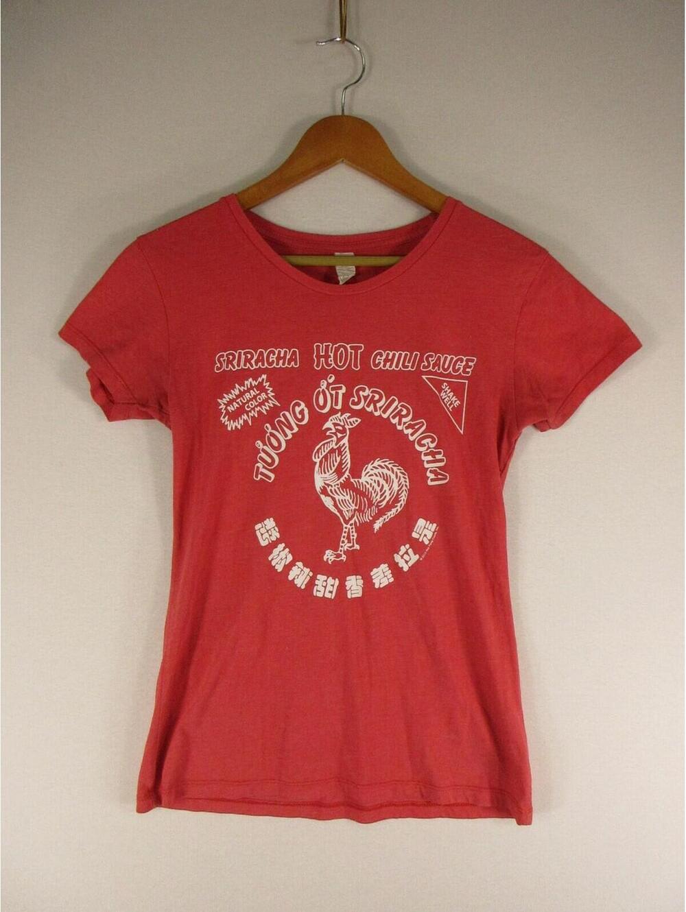 Spectra T-Shirt Womens M Sriracha Hot Chili Sauce Rooster Graphic Crew Neck Red